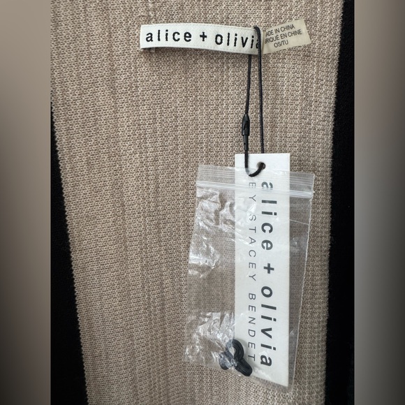 Alice + Olivia Wool Poncho black/tan/gold OS NWT - Picture 5 of 15